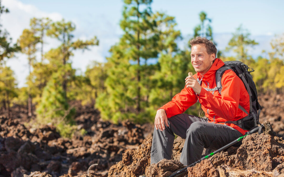 7 tasty snacks to fuel your next outdoor adventure!