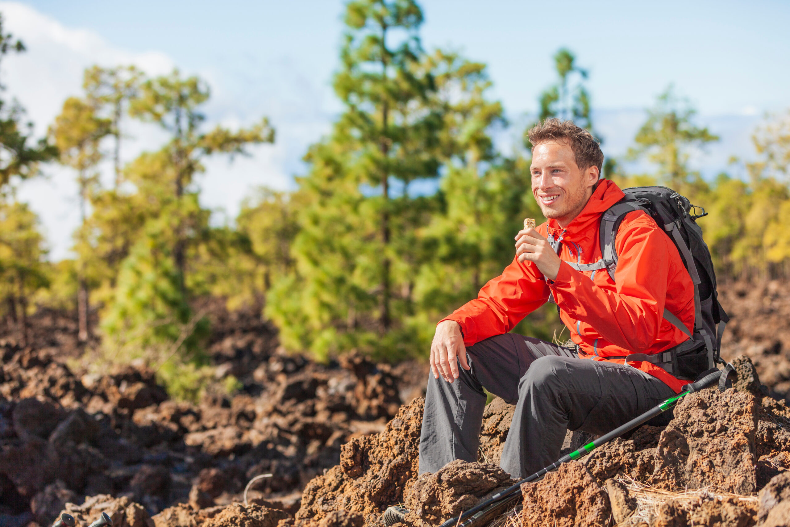 7 tasty snacks to fuel your next outdoor adventure!