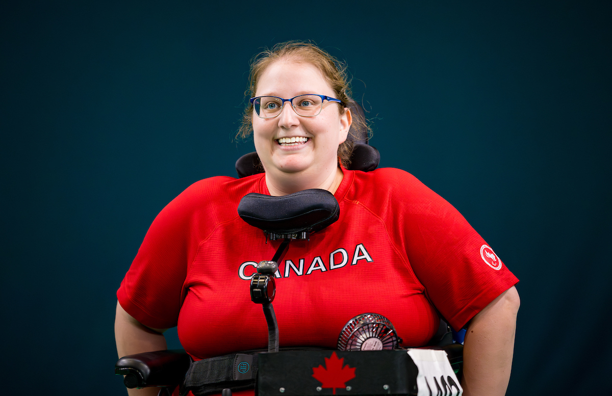 Paralympian Alison Levine smiling. Paralympian Alison Levine smiling.