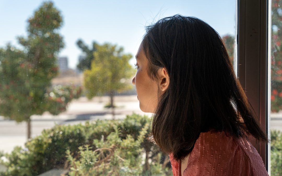 Feeling “sunshine guilt”? Shake it off with these 5 simple tips